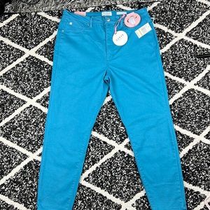 Women’s Curve Appeal Minimalist Jeggings - NWT Size-14